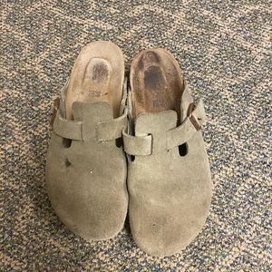 BIRKENSTOCK BOSTON CLOGS